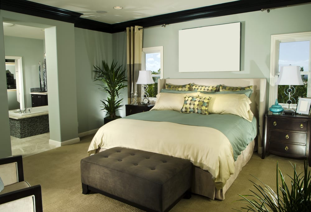 Full luxury bed room